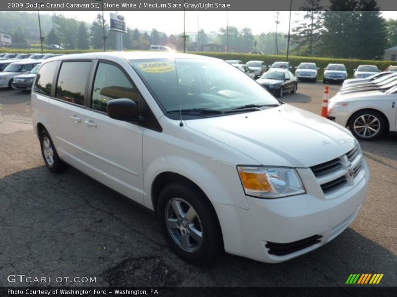 Stone White / Medium Slate Gray/Light Shale 2009 Dodge Grand Caravan SE