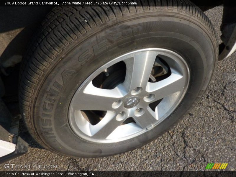 Stone White / Medium Slate Gray/Light Shale 2009 Dodge Grand Caravan SE
