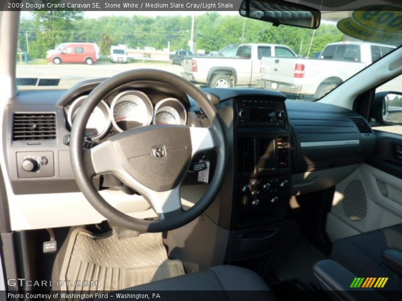 Stone White / Medium Slate Gray/Light Shale 2009 Dodge Grand Caravan SE