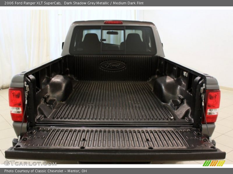  2006 Ranger XLT SuperCab Trunk