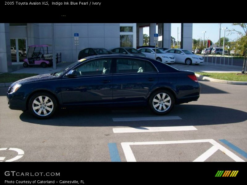 Indigo Ink Blue Pearl / Ivory 2005 Toyota Avalon XLS