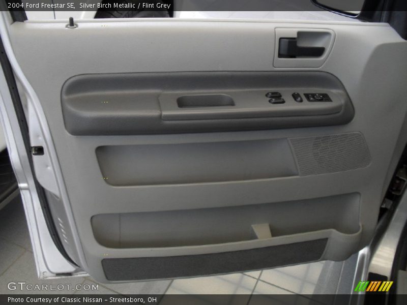 Silver Birch Metallic / Flint Grey 2004 Ford Freestar SE