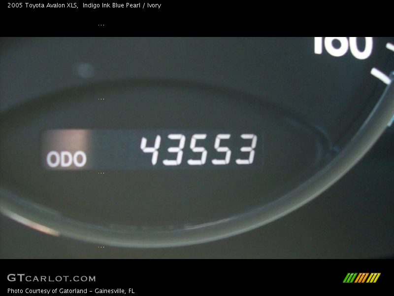 Indigo Ink Blue Pearl / Ivory 2005 Toyota Avalon XLS