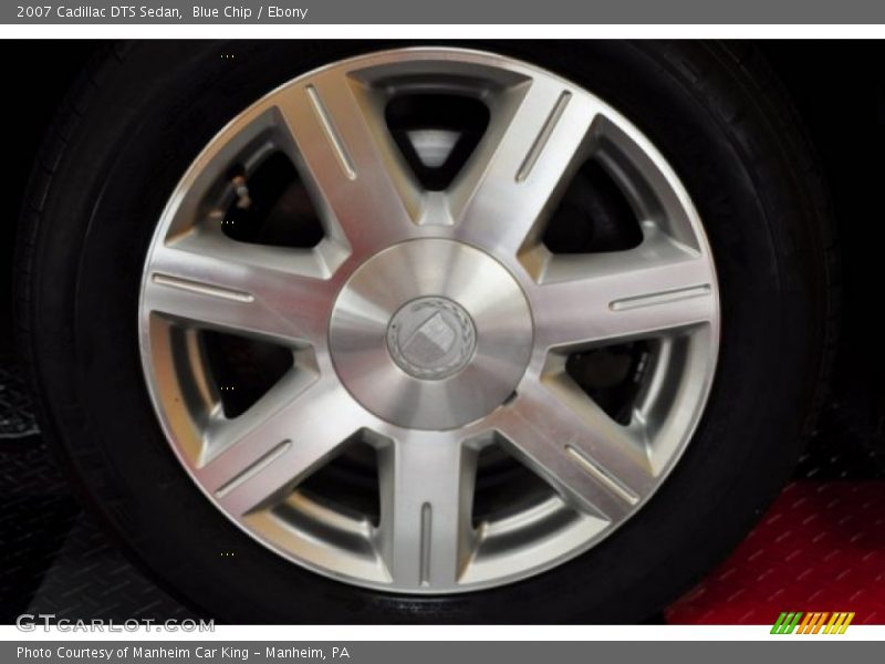 Blue Chip / Ebony 2007 Cadillac DTS Sedan