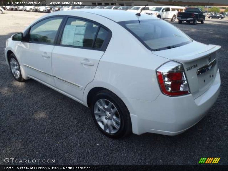 Aspen White / Beige 2011 Nissan Sentra 2.0 S