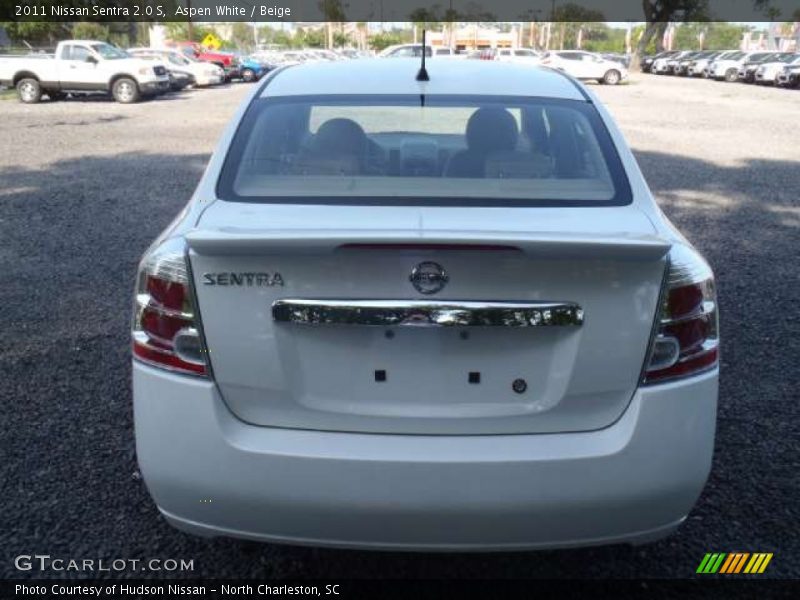Aspen White / Beige 2011 Nissan Sentra 2.0 S