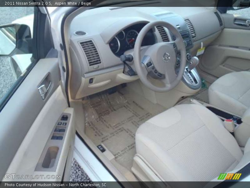 Aspen White / Beige 2011 Nissan Sentra 2.0 S