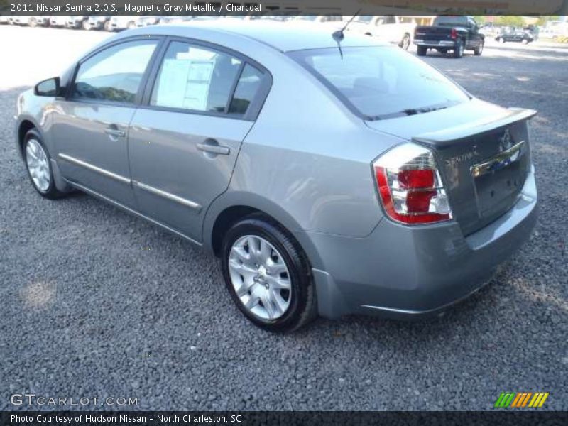 Magnetic Gray Metallic / Charcoal 2011 Nissan Sentra 2.0 S