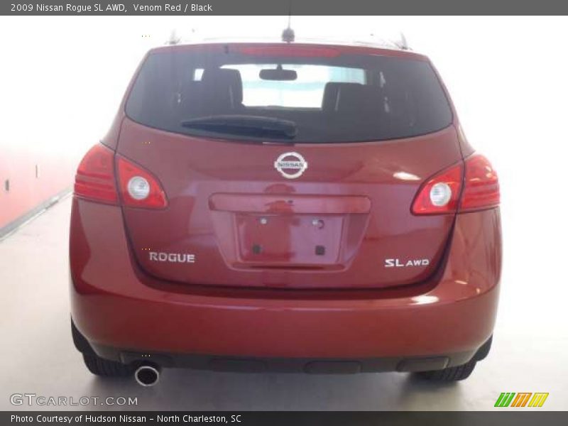 Venom Red / Black 2009 Nissan Rogue SL AWD