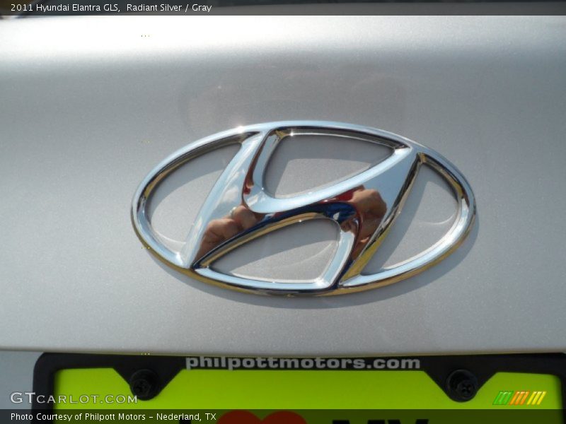 Radiant Silver / Gray 2011 Hyundai Elantra GLS