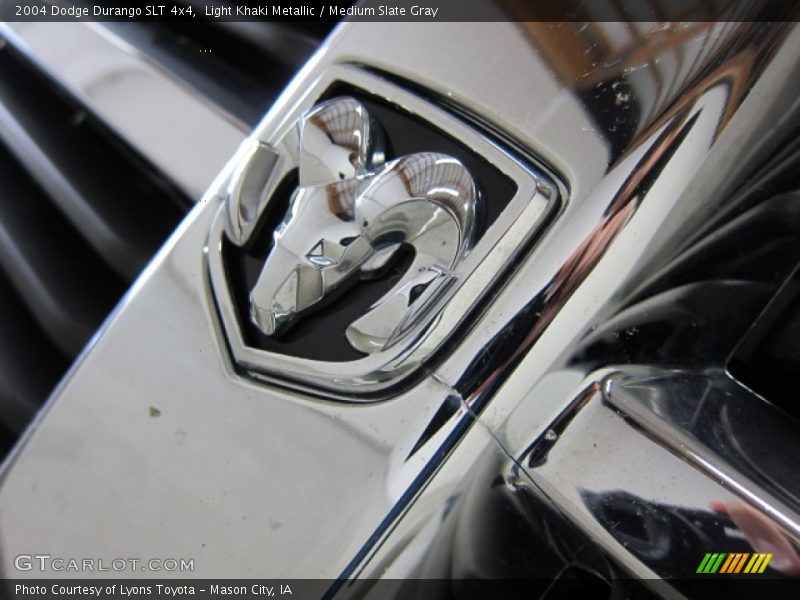 Light Khaki Metallic / Medium Slate Gray 2004 Dodge Durango SLT 4x4