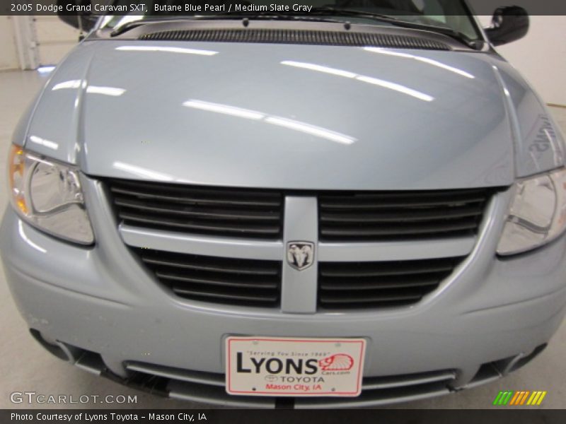 Butane Blue Pearl / Medium Slate Gray 2005 Dodge Grand Caravan SXT