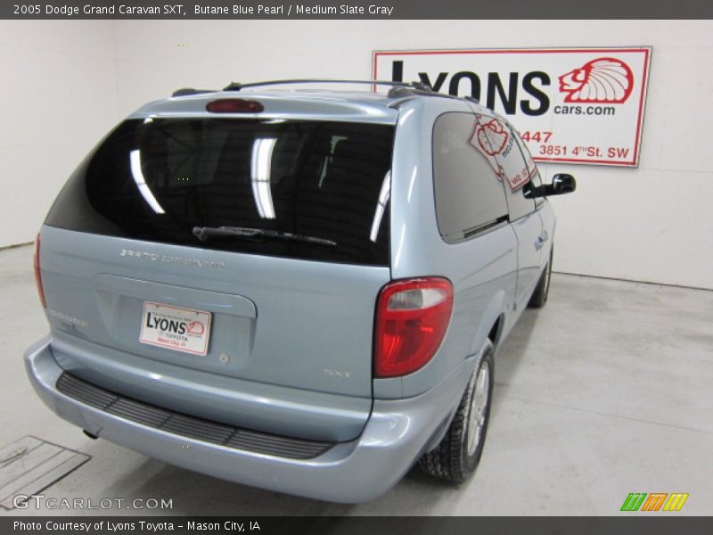 Butane Blue Pearl / Medium Slate Gray 2005 Dodge Grand Caravan SXT