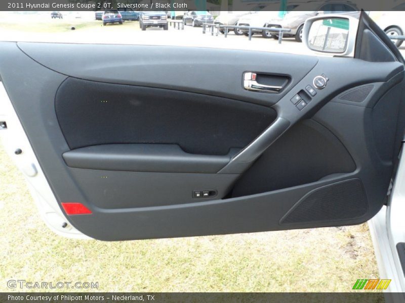 Door Panel of 2011 Genesis Coupe 2.0T