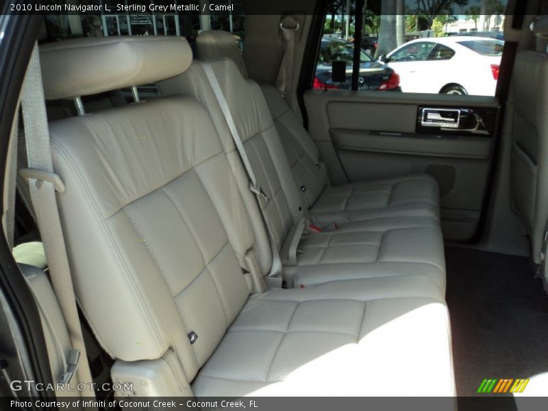Sterling Grey Metallic / Camel 2010 Lincoln Navigator L
