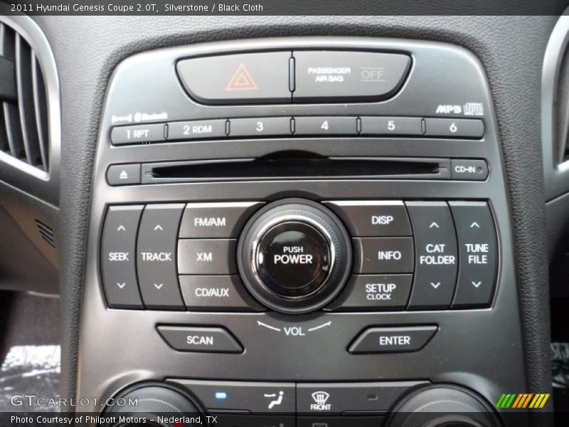 Controls of 2011 Genesis Coupe 2.0T