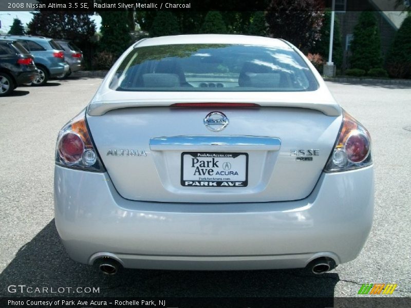 Radiant Silver Metallic / Charcoal 2008 Nissan Altima 3.5 SE