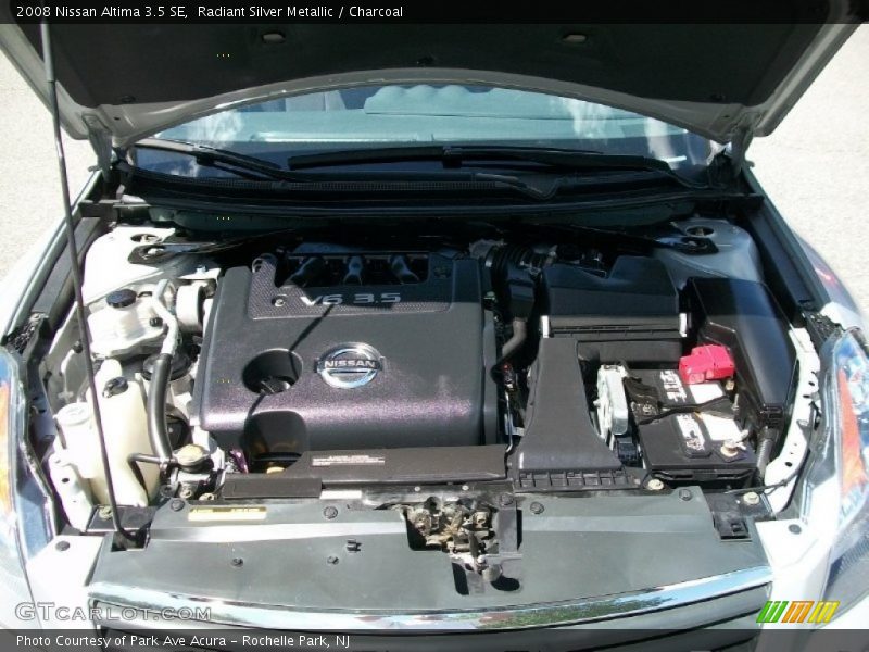 Radiant Silver Metallic / Charcoal 2008 Nissan Altima 3.5 SE