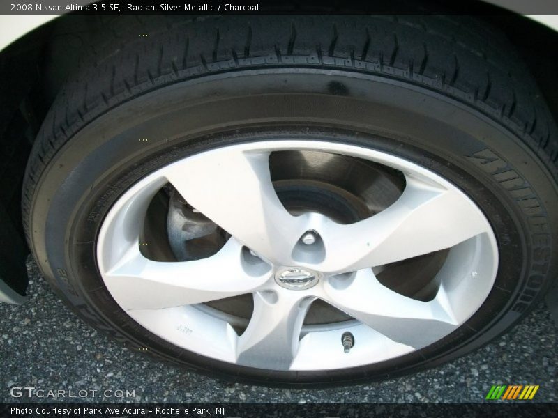 Radiant Silver Metallic / Charcoal 2008 Nissan Altima 3.5 SE