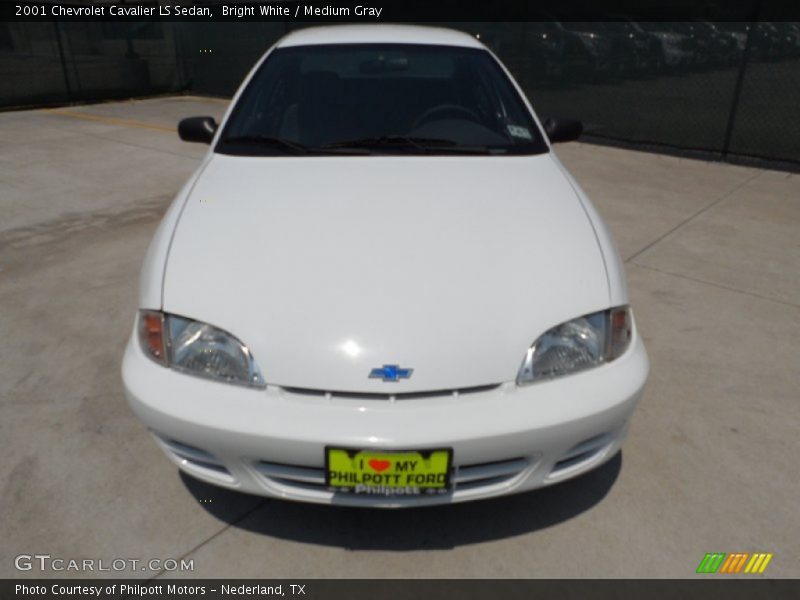 Bright White / Medium Gray 2001 Chevrolet Cavalier LS Sedan