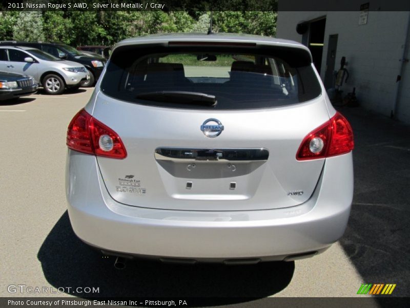 Silver Ice Metallic / Gray 2011 Nissan Rogue S AWD