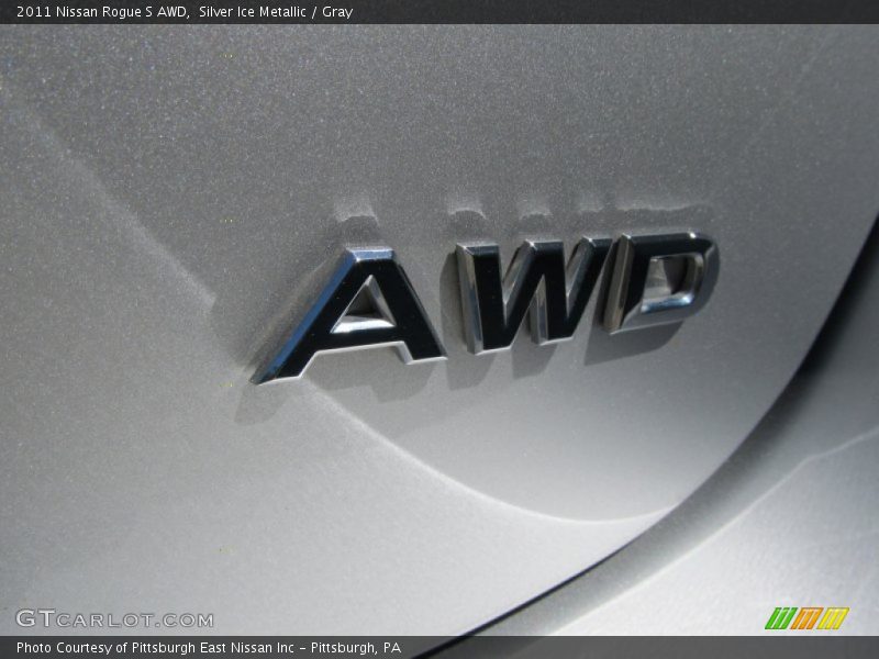 Silver Ice Metallic / Gray 2011 Nissan Rogue S AWD