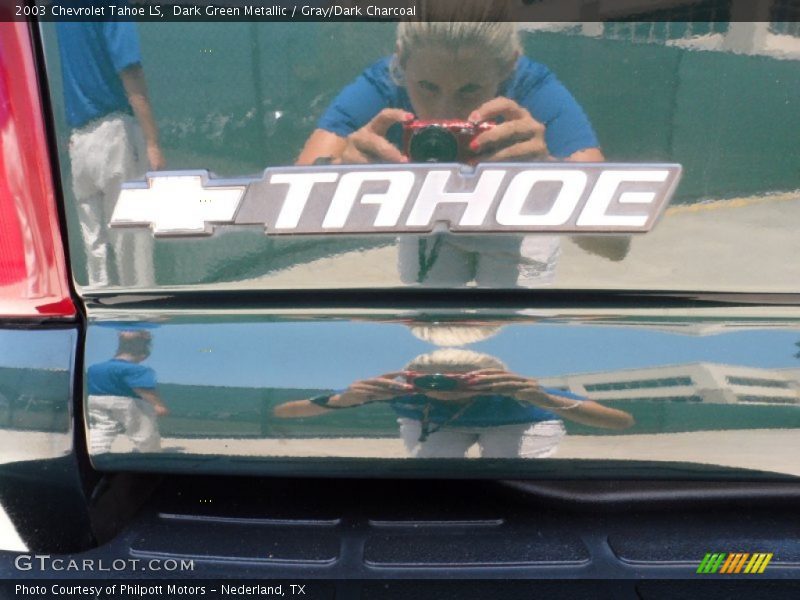 Dark Green Metallic / Gray/Dark Charcoal 2003 Chevrolet Tahoe LS