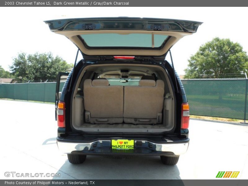 Dark Green Metallic / Gray/Dark Charcoal 2003 Chevrolet Tahoe LS