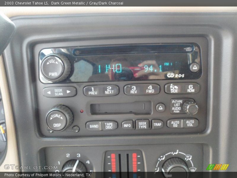Dark Green Metallic / Gray/Dark Charcoal 2003 Chevrolet Tahoe LS