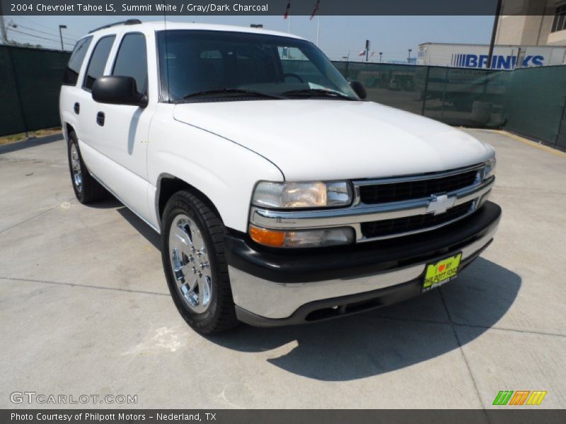 Summit White / Gray/Dark Charcoal 2004 Chevrolet Tahoe LS