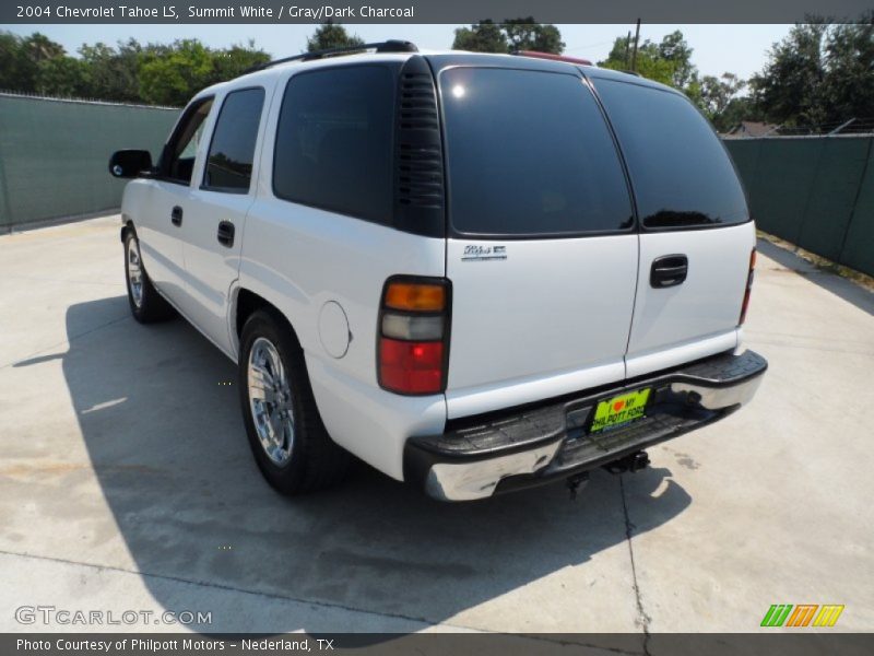 Summit White / Gray/Dark Charcoal 2004 Chevrolet Tahoe LS
