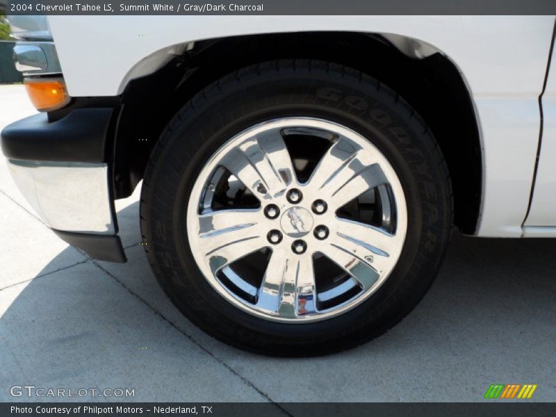 Custom Wheels of 2004 Tahoe LS