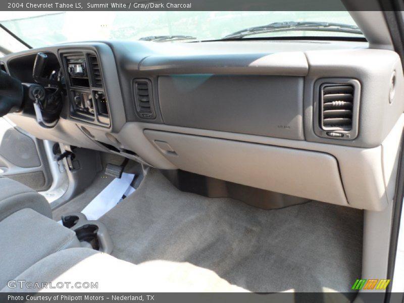 Summit White / Gray/Dark Charcoal 2004 Chevrolet Tahoe LS