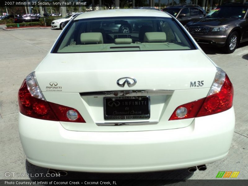 Ivory Pearl / Wheat 2007 Infiniti M 35 Sedan