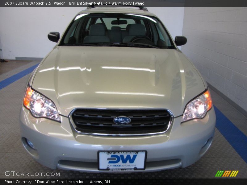 Brilliant Silver Metallic / Warm Ivory Tweed 2007 Subaru Outback 2.5i Wagon