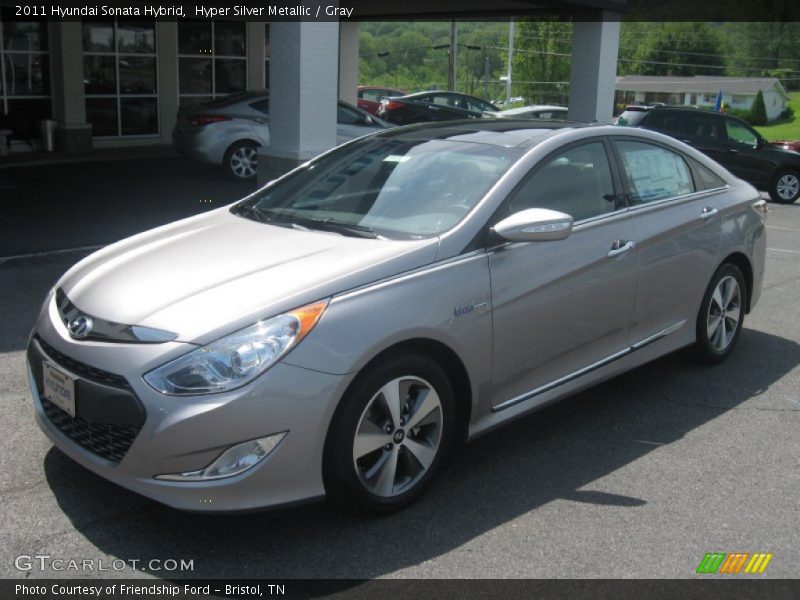 Front 3/4 View of 2011 Sonata Hybrid