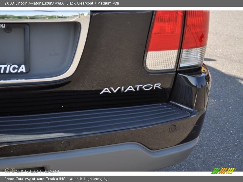 Black Clearcoat / Medium Ash 2003 Lincoln Aviator Luxury AWD
