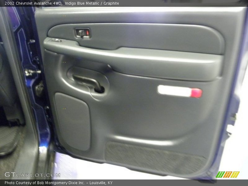 Indigo Blue Metallic / Graphite 2002 Chevrolet Avalanche 4WD