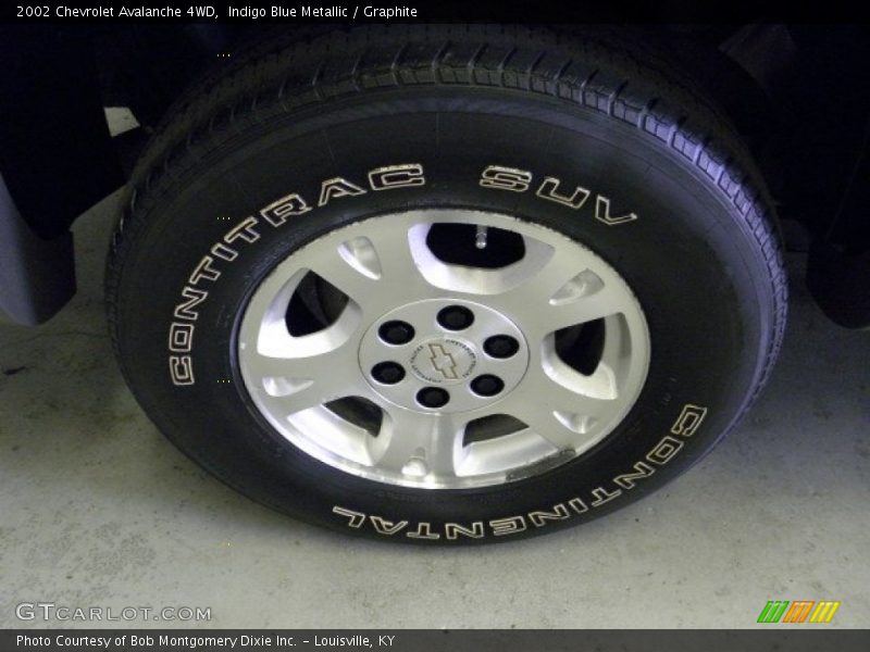 Indigo Blue Metallic / Graphite 2002 Chevrolet Avalanche 4WD