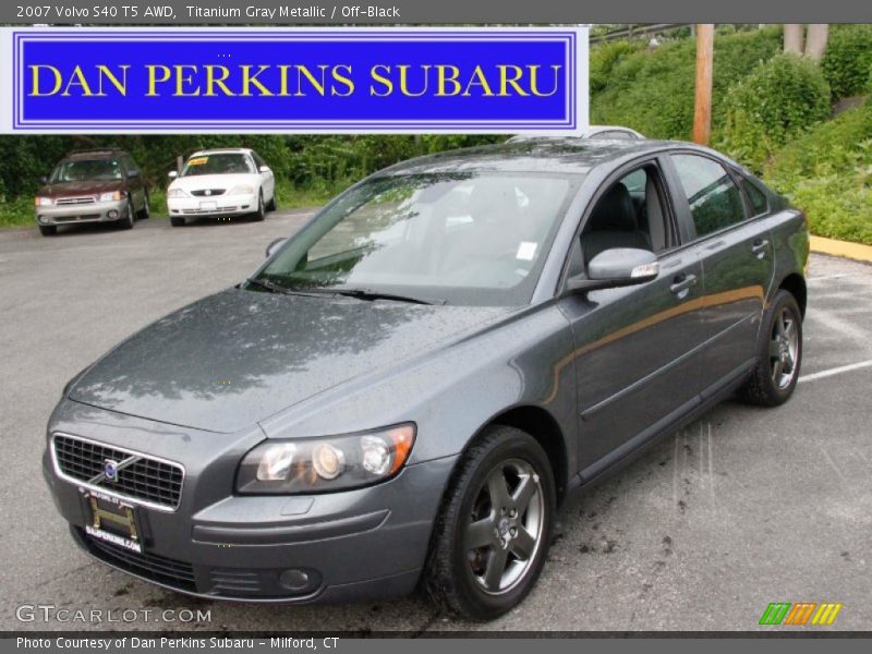 Titanium Gray Metallic / Off-Black 2007 Volvo S40 T5 AWD