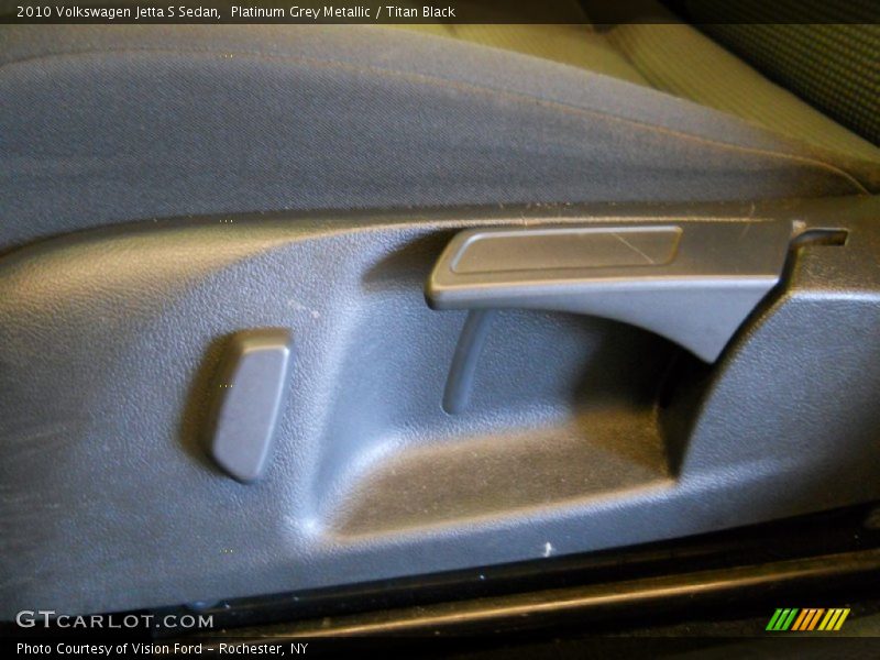 Platinum Grey Metallic / Titan Black 2010 Volkswagen Jetta S Sedan