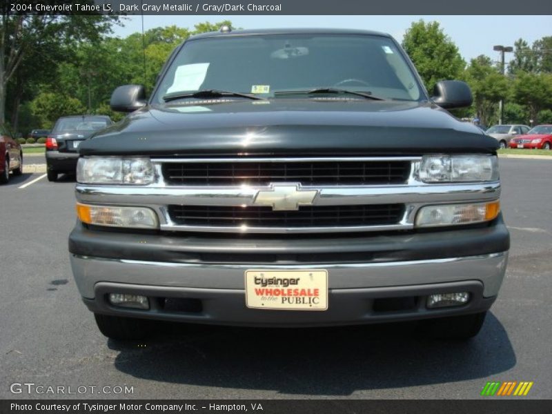 Dark Gray Metallic / Gray/Dark Charcoal 2004 Chevrolet Tahoe LS