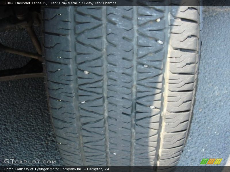 Dark Gray Metallic / Gray/Dark Charcoal 2004 Chevrolet Tahoe LS