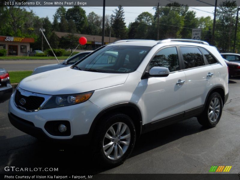 Snow White Pearl / Beige 2011 Kia Sorento EX