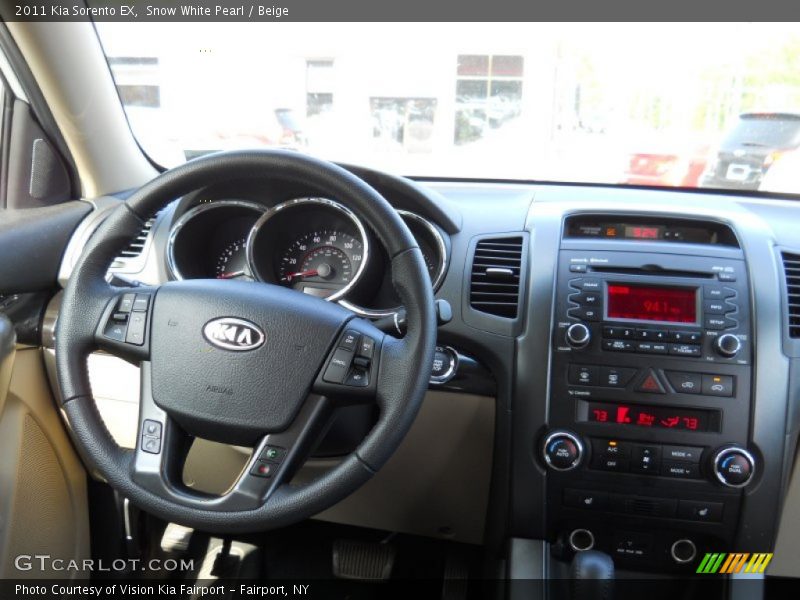Snow White Pearl / Beige 2011 Kia Sorento EX