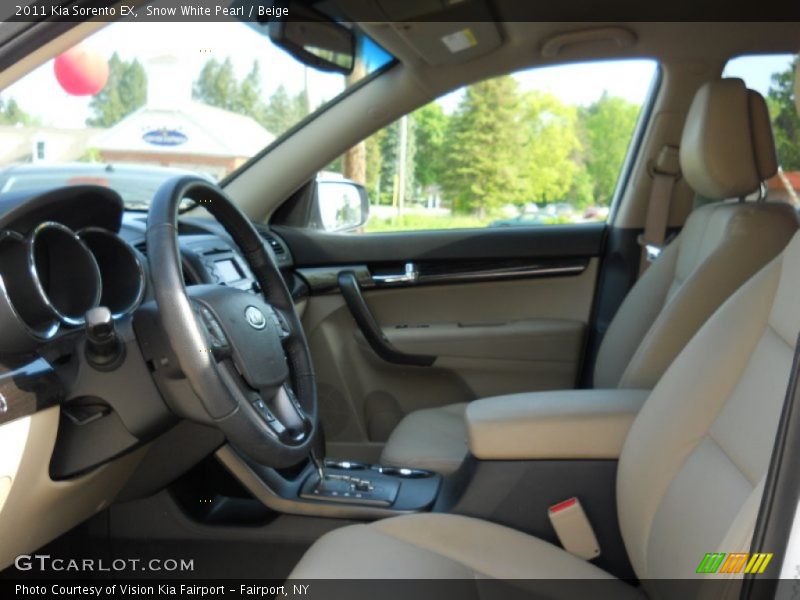 Snow White Pearl / Beige 2011 Kia Sorento EX