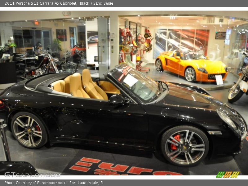Black / Sand Beige 2011 Porsche 911 Carrera 4S Cabriolet