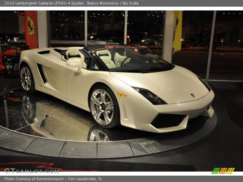 Front 3/4 View of 2010 Gallardo LP560-4 Spyder