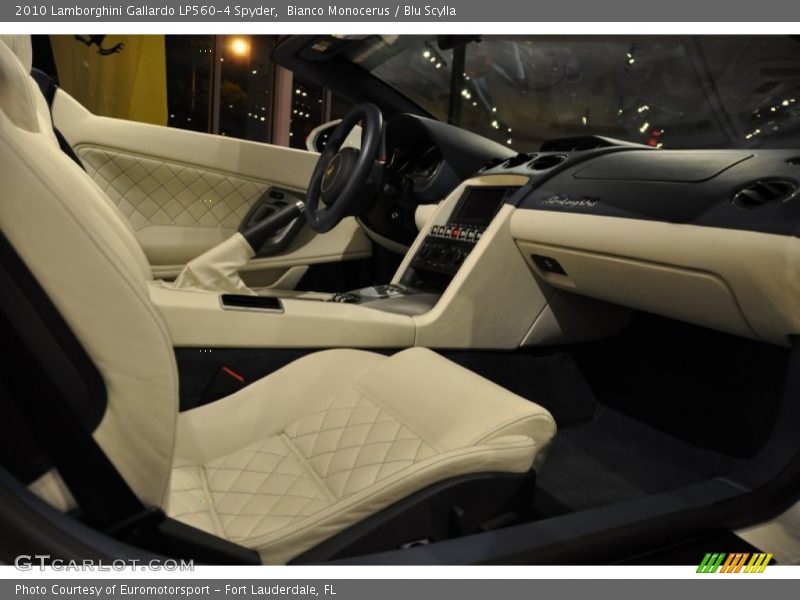  2010 Gallardo LP560-4 Spyder Blu Scylla Interior