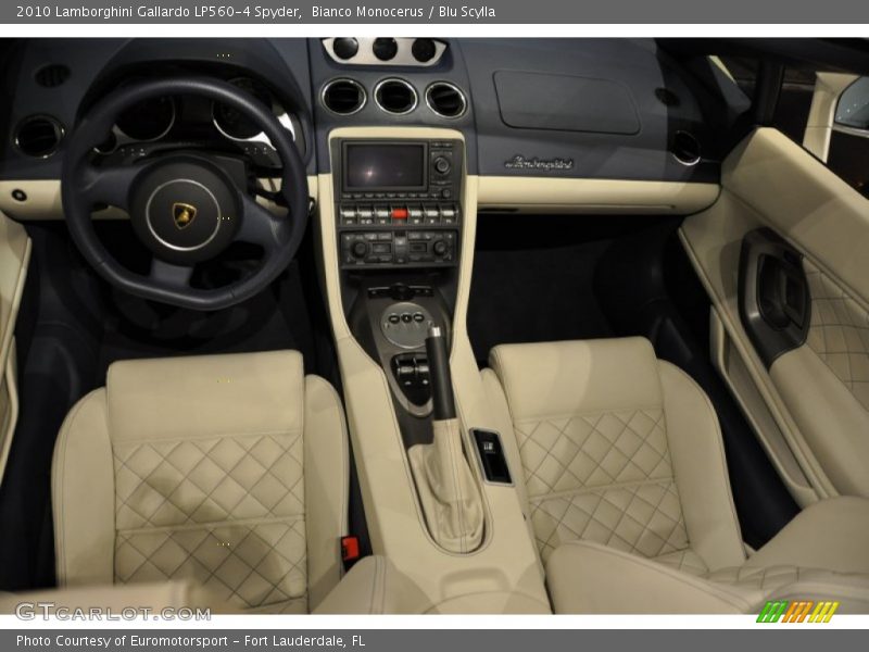 Dashboard of 2010 Gallardo LP560-4 Spyder